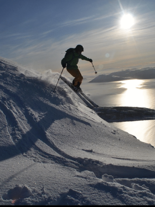 SkiMo_voucher Ваучер за наем на екипировка
